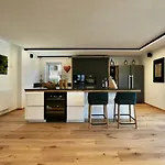 Apartment Lakeside Penthouse 16 Zell am See