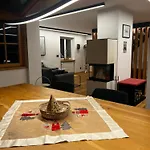 Lakeside Penthouse 16 젤암제