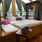 아파트 Lakeside Penthouse 16 *