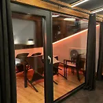 Lakeside Penthouse 16 아파트 *