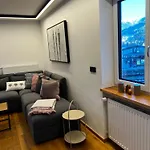 Lakeside Penthouse 16 젤암제