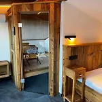 Lakeside Penthouse 16 צל-אם-זי