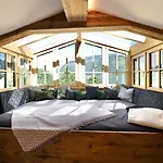 Lakeside Penthouse 16