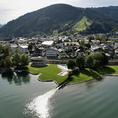 Apartment Lakeside Penthouse 16 Zell am See
