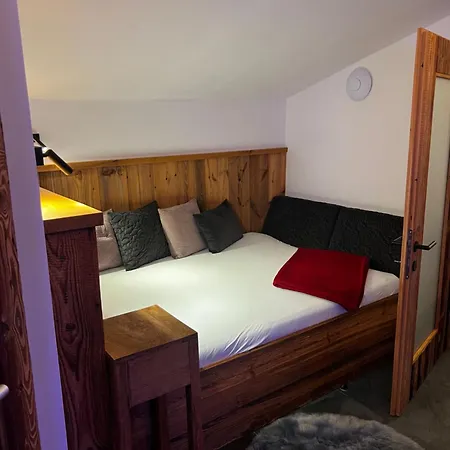 Lakeside Penthouse 16 *