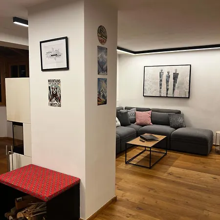 Lakeside Penthouse 16 Τσελ αμ Ζέε