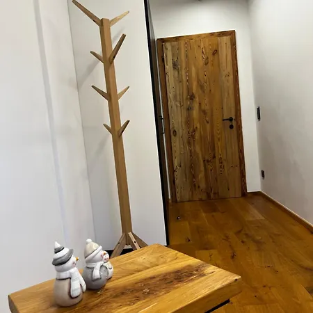 Lakeside Penthouse 16