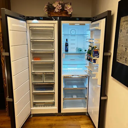 Lakeside Penthouse 16 Διαμέρισμα *