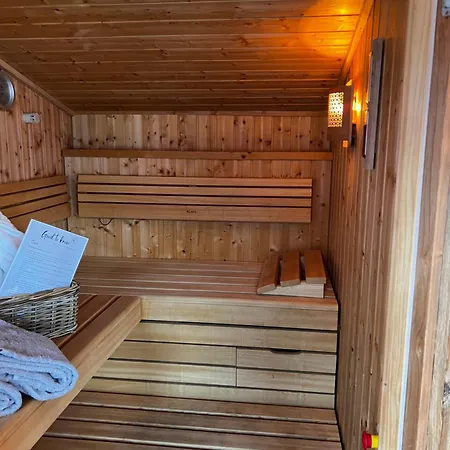 Lakeside Penthouse 16 Διαμέρισμα *